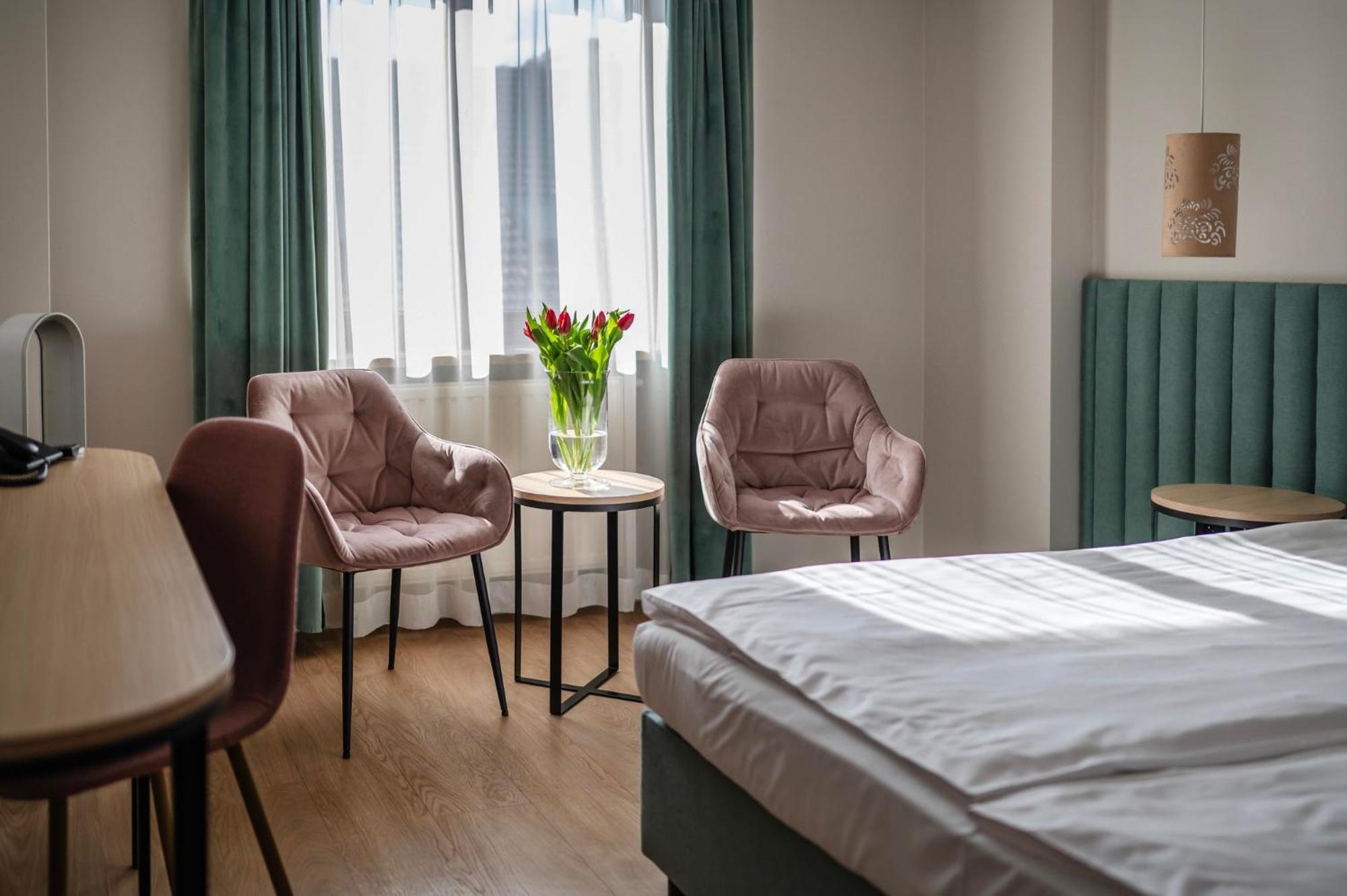Hotel H12**** — Photos 3