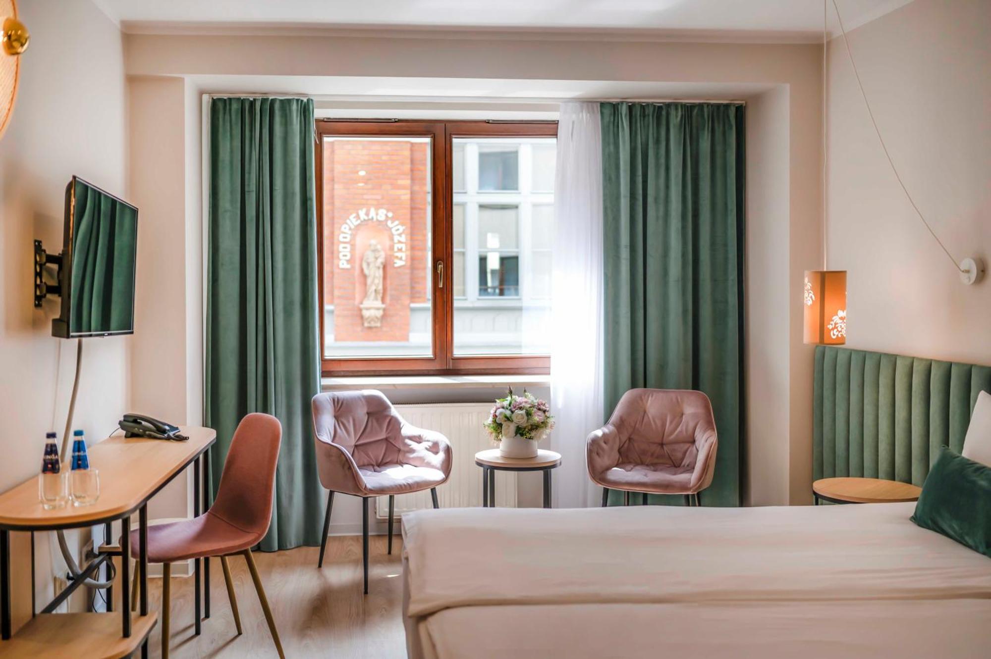 Hotel H12****, Krakow